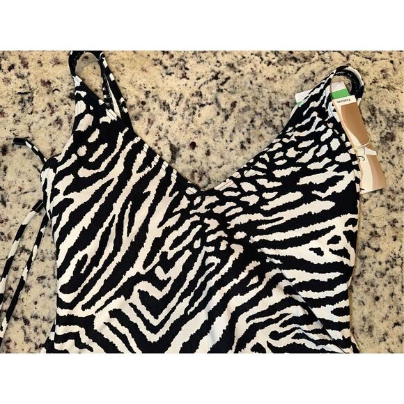 COCO REEF Women's Contours Stellar Shirred-Leg One-Piece Swimsuit - Picture 4 of 7